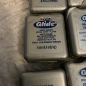 Crest Glide Deep Clean Dental Floss - Silver